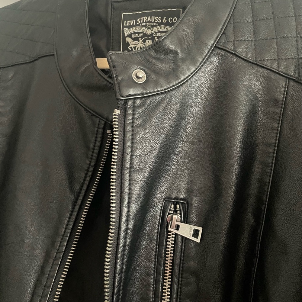 Levi's Quilted Black Leather Bomber Jacket